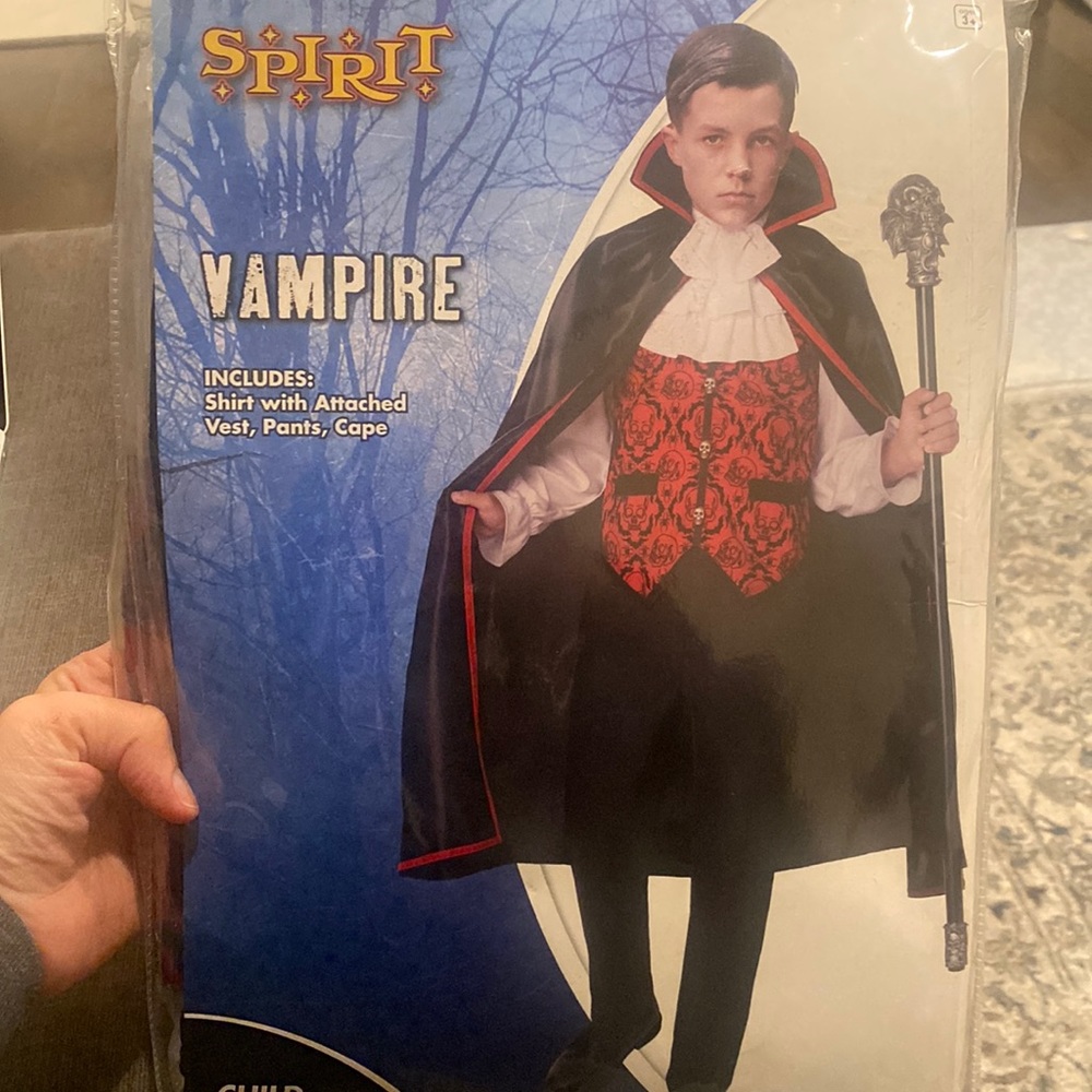 Child vampire costume